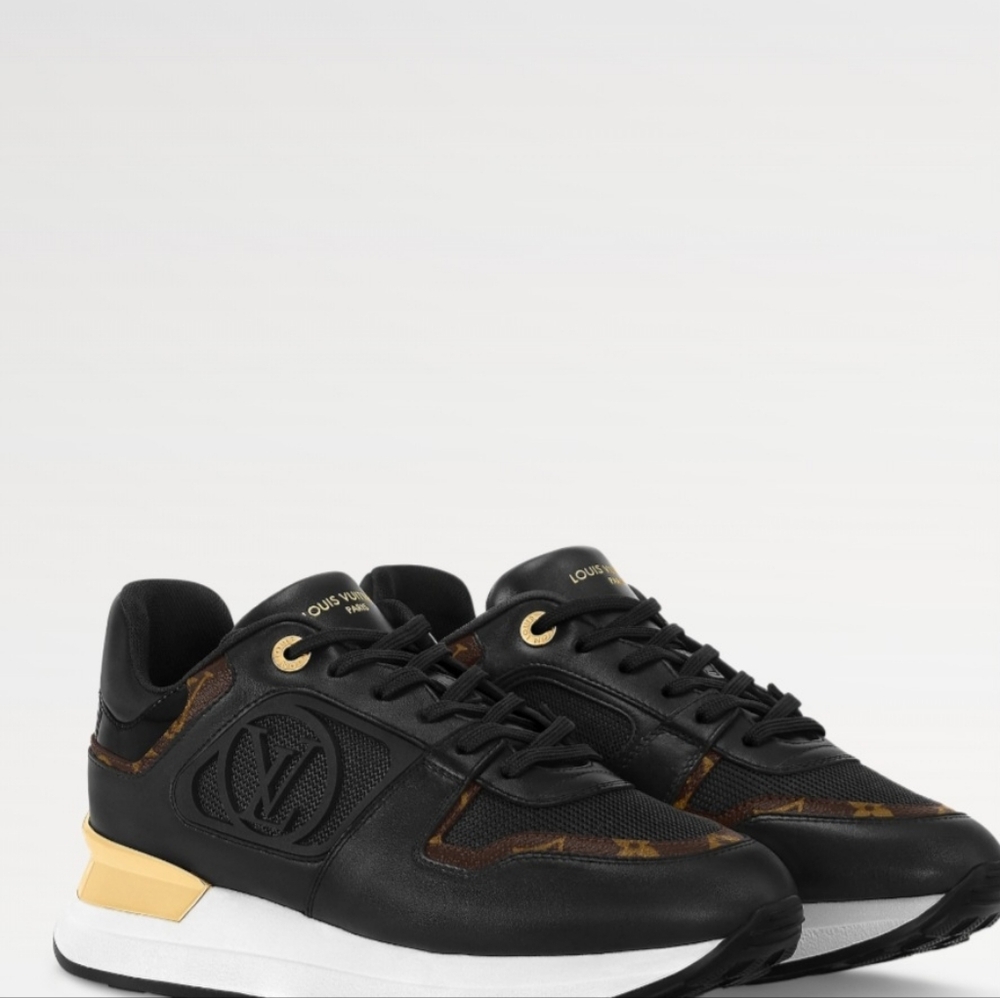 Louis Vuitton Neo Run Away Sneaker. Brand New w/Tags. Size 38 - Picture 8 of 16
